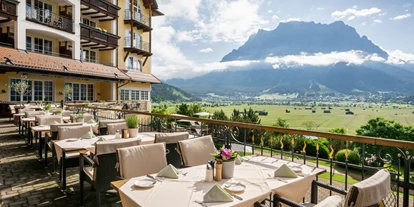 Wanderurlaub - Fahrstuhl - Hotel Post Lermoos 4*S