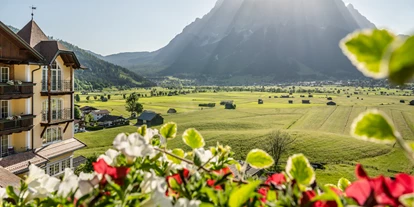 Wanderurlaub - Fahrstuhl - Hotel Post Lermoos 4*S