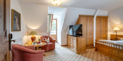 Wanderurlaub - Fahrstuhl - Hotel Post Lermoos 4*S