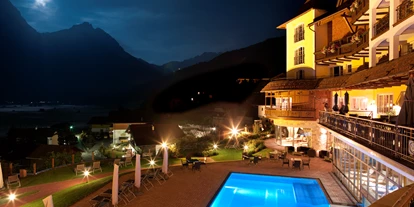 Wanderurlaub - Fahrstuhl - Hotel Post Lermoos 4*S