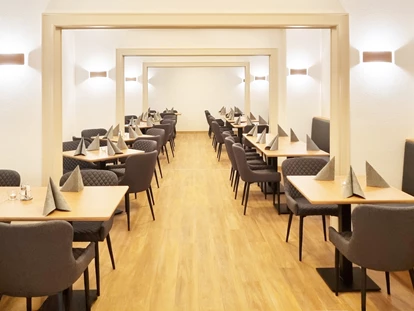 Wanderurlaub - Fahrstuhl - unser Gastraum - Hotel Erlebnis Wald Johanngeorgenstadt