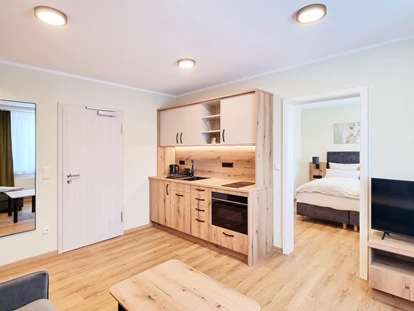 Wanderurlaub - Fahrstuhl - Unser XL-Appartement mit Wohn- und Schlafbereich. - Hotel Erlebnis Wald Johanngeorgenstadt