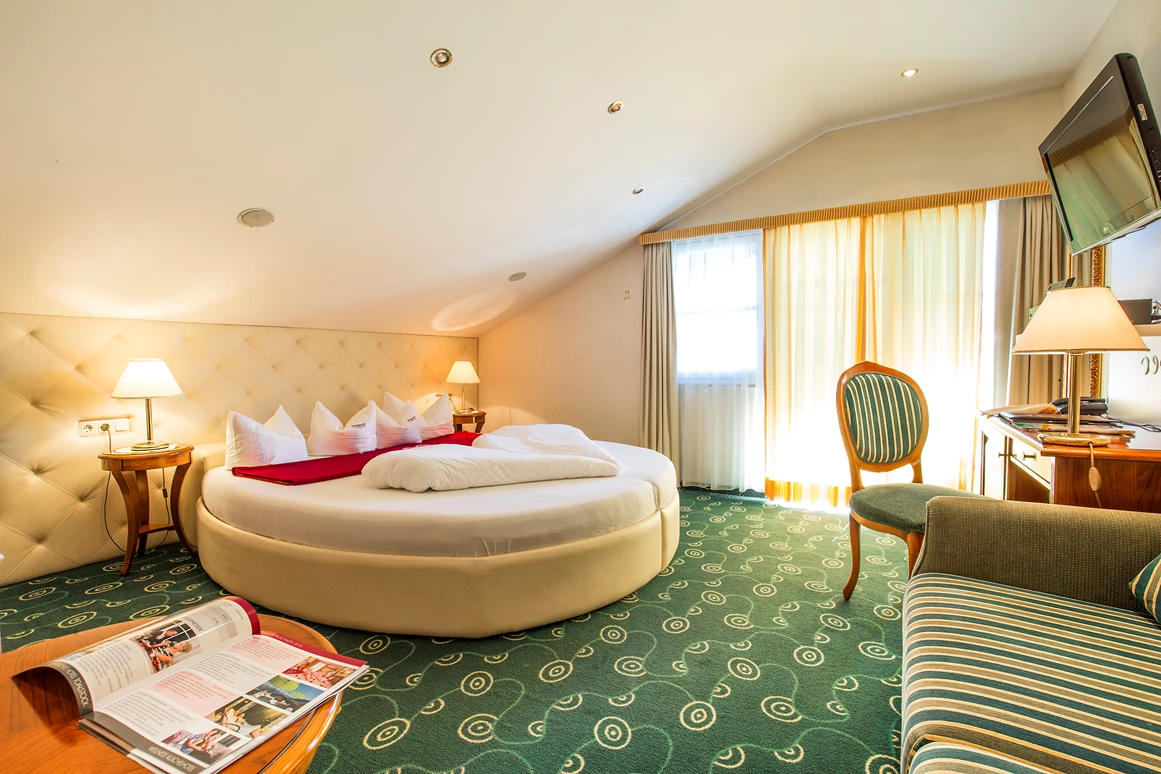 Wanderhotel: Paradies-Suite Type A - mein romantisches Hotel-Garni Toalstock