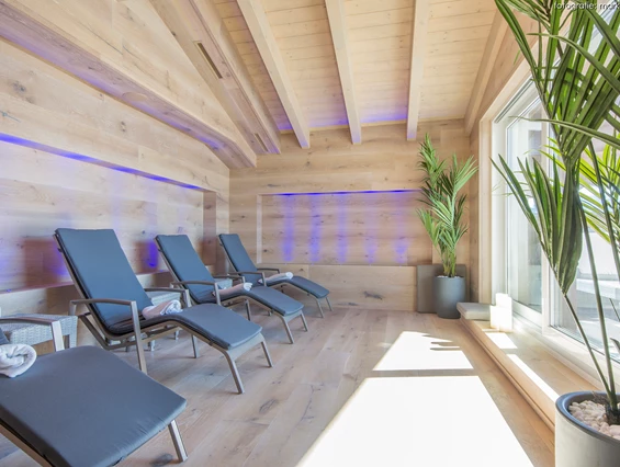 Wanderhotel: Rooftop Wellness Lounge - mein romantisches Hotel-Garni Toalstock