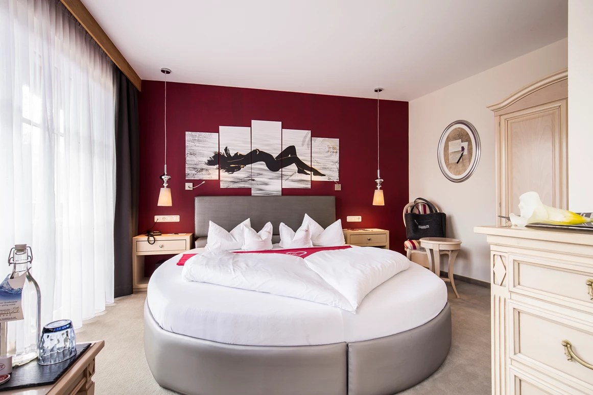 Wanderhotel: Paradies-Suite Type A (Nr. 306) - mein romantisches Hotel-Garni Toalstock