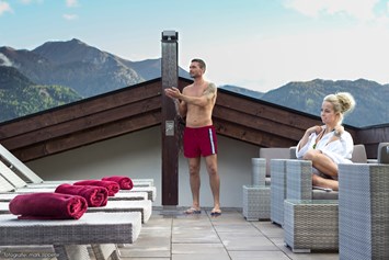 Wanderhotel: Rooftop Wellness Lounge - mein romantisches Hotel-Garni Toalstock