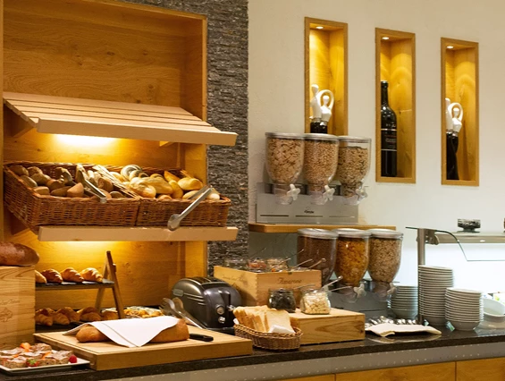 Wanderhotel: Frühstücks-Buffet - mein romantisches Hotel-Garni Toalstock