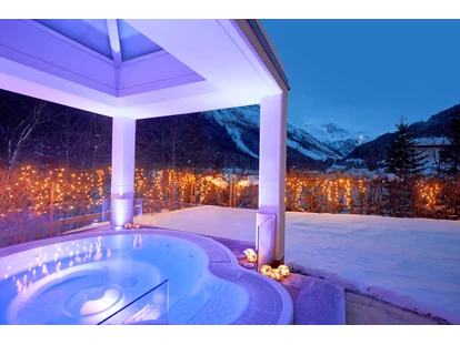 Wanderurlaub - Hotel-Schwerpunkt: Wandern & Biken - Tirol - Outdoor Sole Whirlpool Adler Inn - ADLER INN Tyrol Mountain Resort