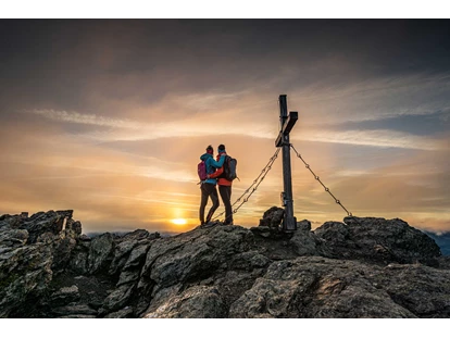 Wanderurlaub - Hotel-Schwerpunkt: Wandern & Biken - Tirol - Sonnenaufgangswanderung und 5x wöchentlich verschiedene Touren - ADLER INN Tyrol Mountain Resort