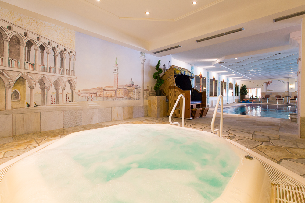 Wanderhotel: Whirlpool - Wellnesshotel Schönruh - Adults Only