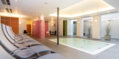 Wanderurlaub - Pools: Schwimmteich - Hotel Weiss