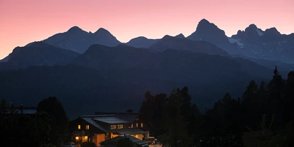 Wanderurlaub - Sonnenterrasse - Bad Aussee - Sonnenuntergang Dachstein - Berggasthof Steinerhaus