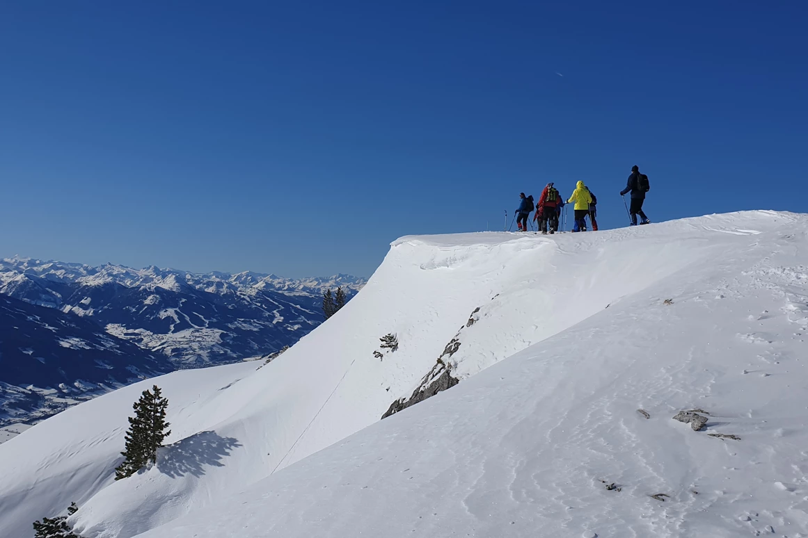Wanderhotel: Schneeschuhwandern auf den Stoderzinken - Berggasthof Steinerhaus