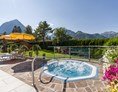 Wanderhotel: Hot Whirlpool 36°C - Hotel Karlwirt - Alpine Wellness am Achensee