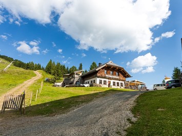 Ortners Eschenhof - Alpine Slowness Almen Maibrunnhütte