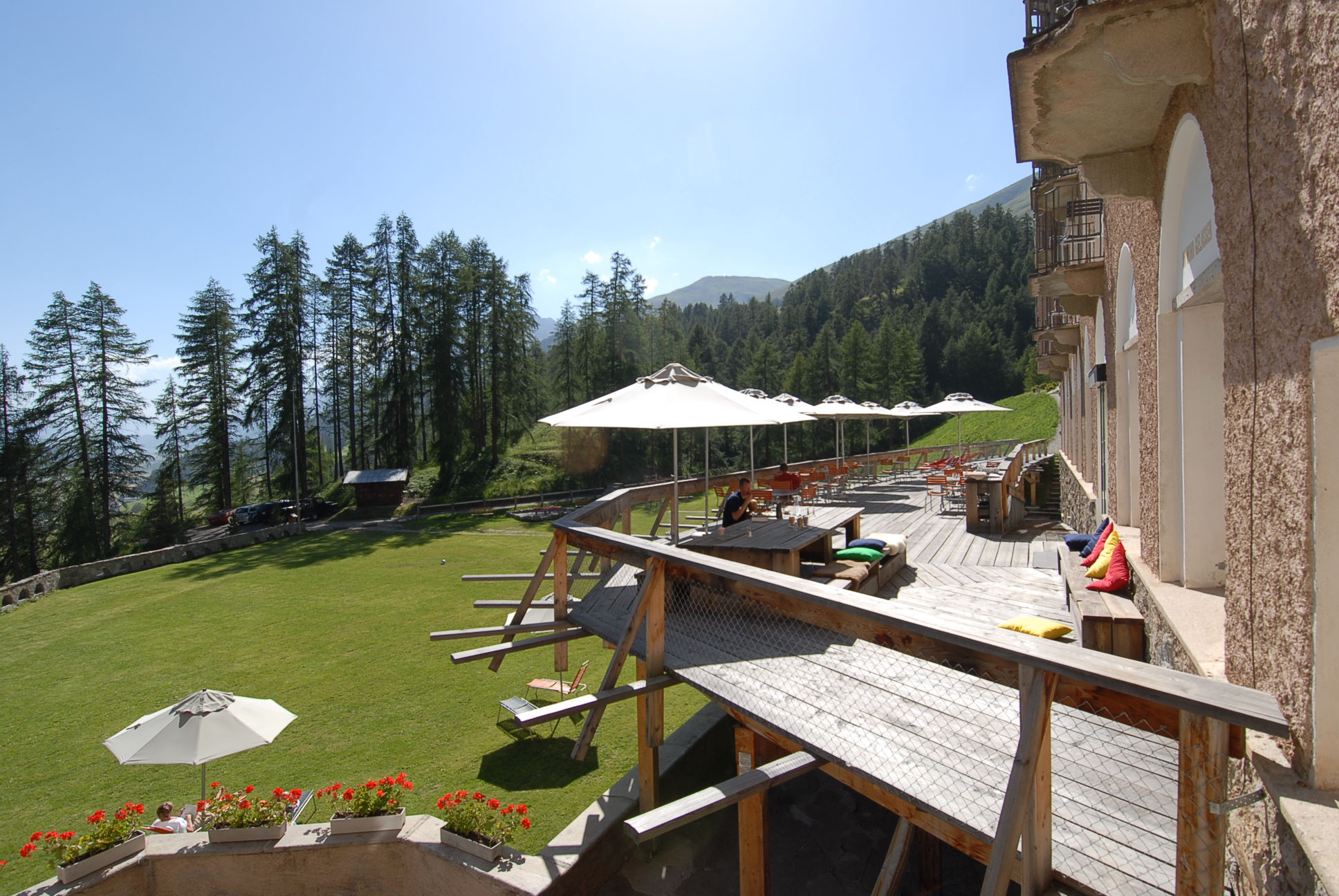 Wanderurlaub - Umgebungsschwerpunkt: am Land - Pontresina - Die wunderschöne Sonnenterasse - Hotel Castell