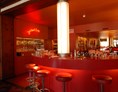 Wanderhotel: Unsere Rote Bar - Hotel Castell