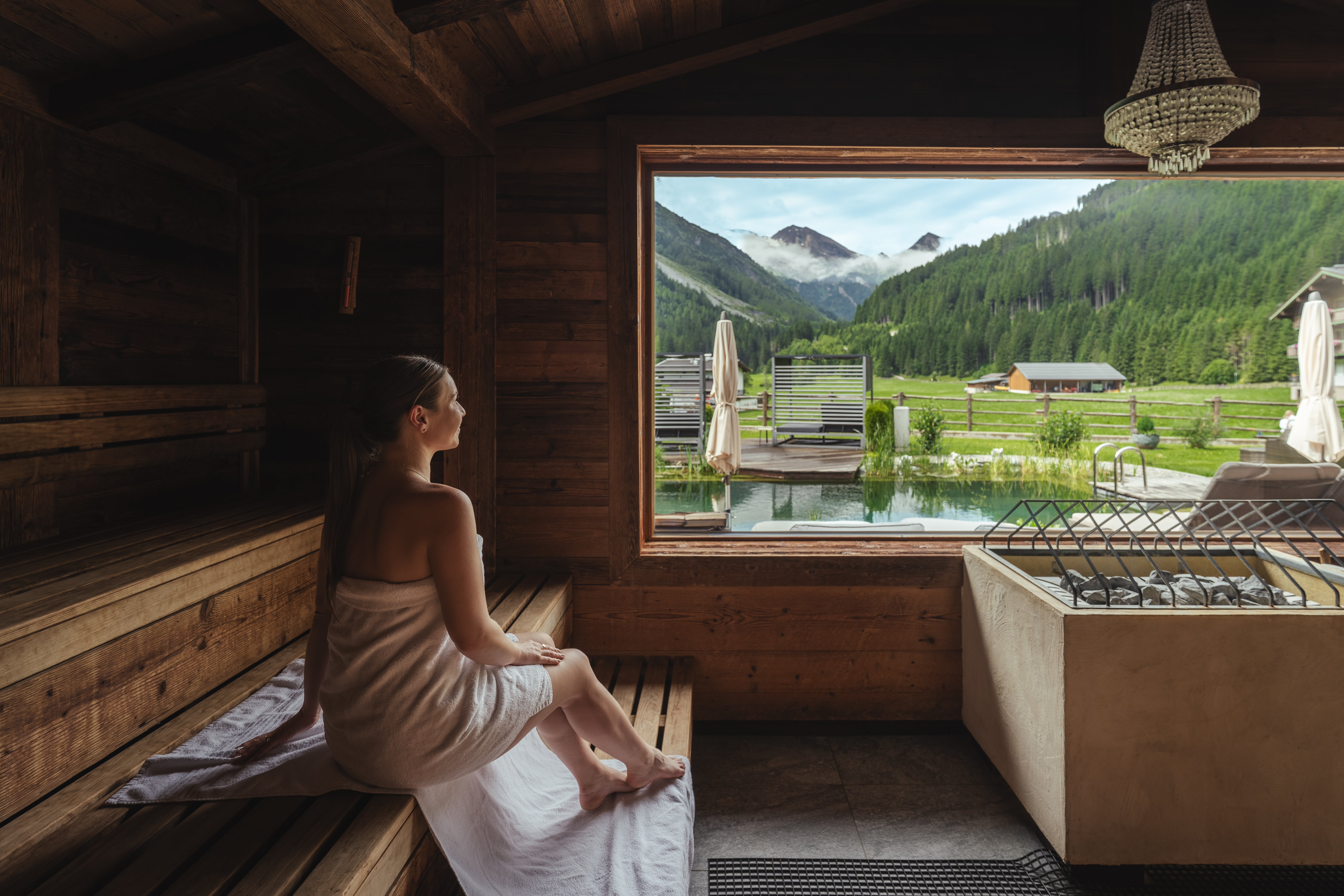 Wanderurlaub - Schwierigkeit Wanderungen: Rot - Tirol - Außenblocksauna - Alpinhotel Berghaus GmbH
