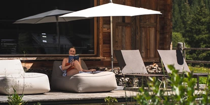 Wanderurlaub - Hotel-Schwerpunkt: Wandern & Biken - Tirol - Naturschwimmteich - Alpinhotel Berghaus GmbH