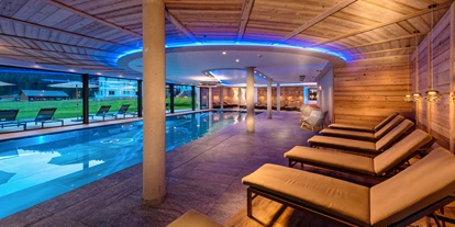 Wanderurlaub - Hotel-Schwerpunkt: Wandern & Biken - Tirol - Panoramahallenbad - Alpinhotel Berghaus GmbH