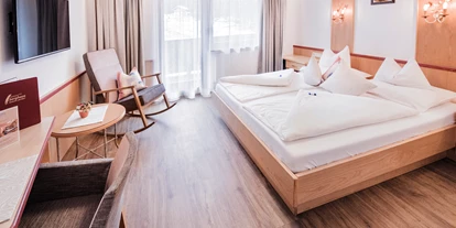 Wanderurlaub - Hotel-Schwerpunkt: Wandern & Biken - Tirol - Doppelzimmer "M" - Alpinhotel Berghaus GmbH