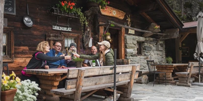 Wanderurlaub - Hotel-Schwerpunkt: Wandern & Biken - Tirol - Hüttenzeit - Alpinhotel Berghaus GmbH