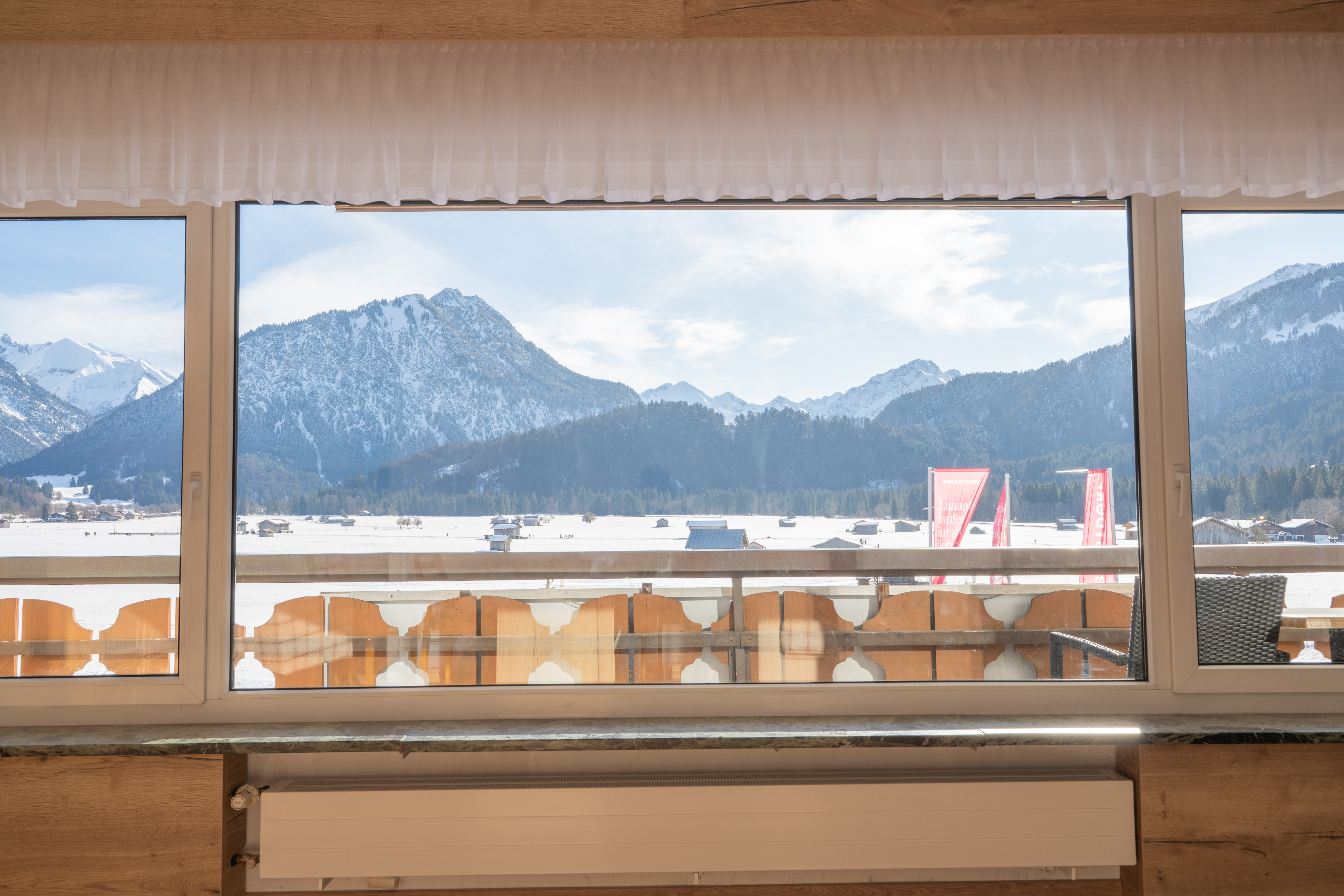 Wanderhotel: Der Ausblick vom Fugger Apartment - Hotel Fuggerhof