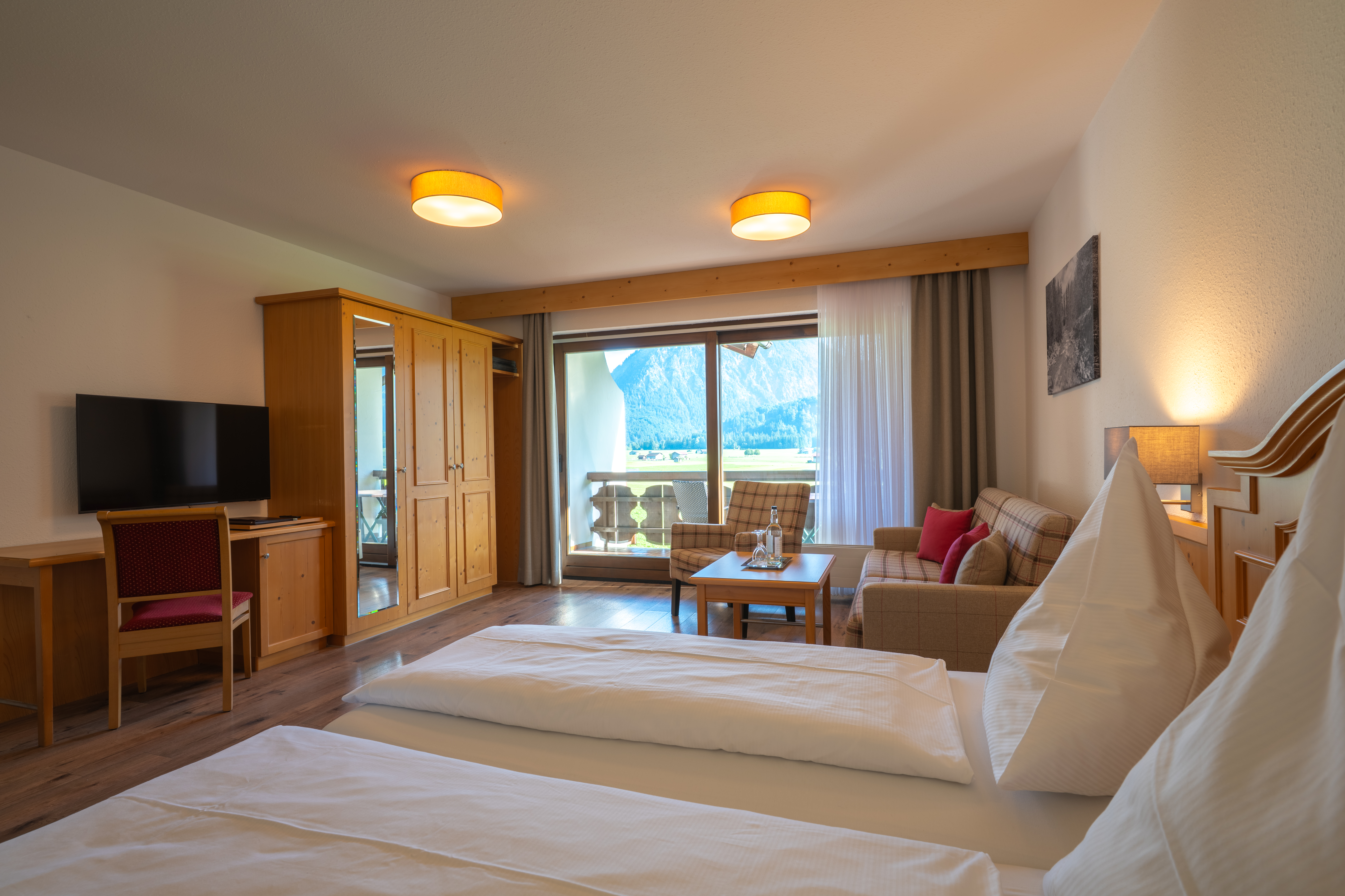 Wanderhotel: Sehr ruhige und wunderschöne Lage - Hotel Fuggerhof