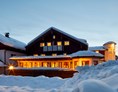 Wanderhotel: Richtiger Winter im Allgäu mit Skipisten, Schneeschuhtouren im bestem Langlaufzentrum zertifiziert... - Natur-Landhaus Krone, Bio-Hotel & Soulfood-Restaurant