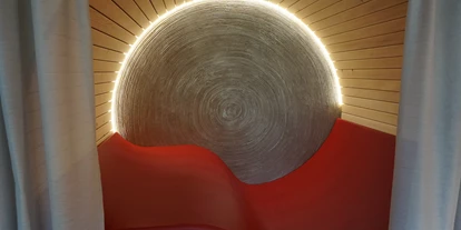 Wanderurlaub - Allgäu - Die Kuschel Lesehöhle - Natur-Landhaus Krone, Bio-Hotel & Soulfood-Restaurant