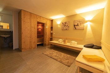 Wanderhotel: Saunabereich - Hotel Ucliva