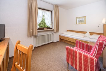 Wanderhotel: Preiswert und gemütlich, unsere  Einzelzimmer Standard ohne Balkon  - Hotel Interest of Bavaria