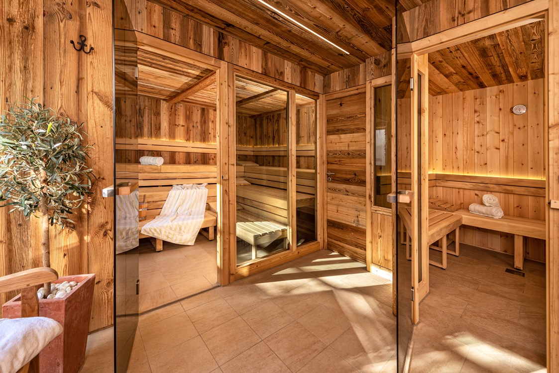 Wanderhotel: Sauna im Hotel Interest mit Finnischer Sauna und Biosauna - Vitalhotel Interest 