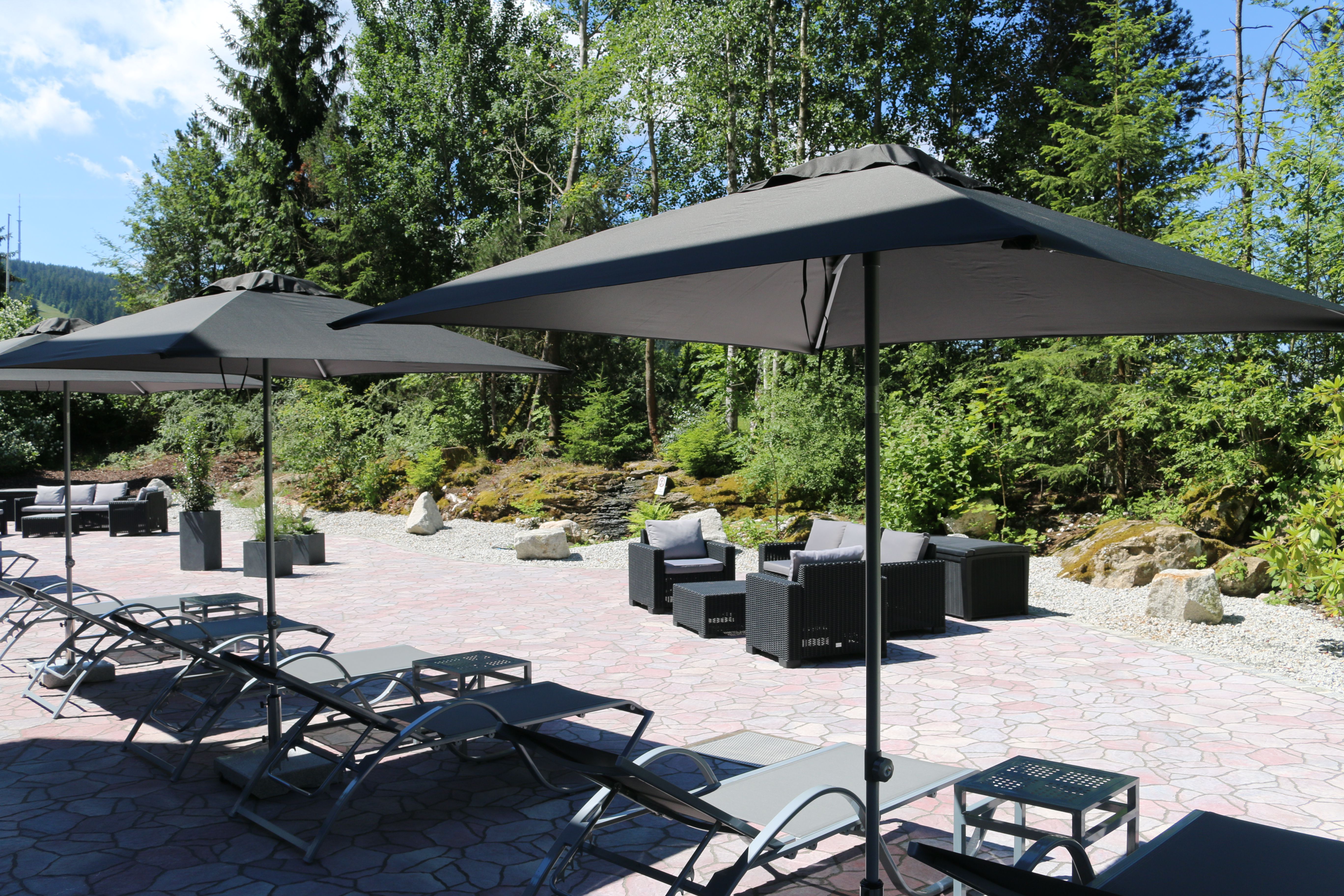 Wanderurlaub - Bettgrößen: Twin Bett - Bayern - Schwimmbadterrasse - Hotel Kaiseralm 