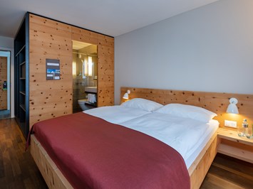 Arenas Resort Schweizerhof Zimmerkategorien Alpines Doppelzimmer