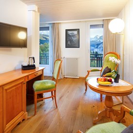 Wanderhotel: Juniorsuite mit Jungfraublick und Balkon - Beausite Park Hotel Wengen