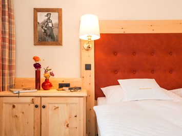 Parkhotel Wallgau Zimmerkategorien Balkon­zimmer mit Alpenblick