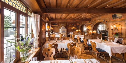 Wanderurlaub - Fahrstuhl - Bayern - Das Restaurant Alte Stube ist unser a la carte Restaurant. Hier sind auch nicht Hausgäste herzlich willkommen. Bei schönem Wetter empfangen wir Sie auf unserer Gartenterrasse.  - Parkhotel Wallgau