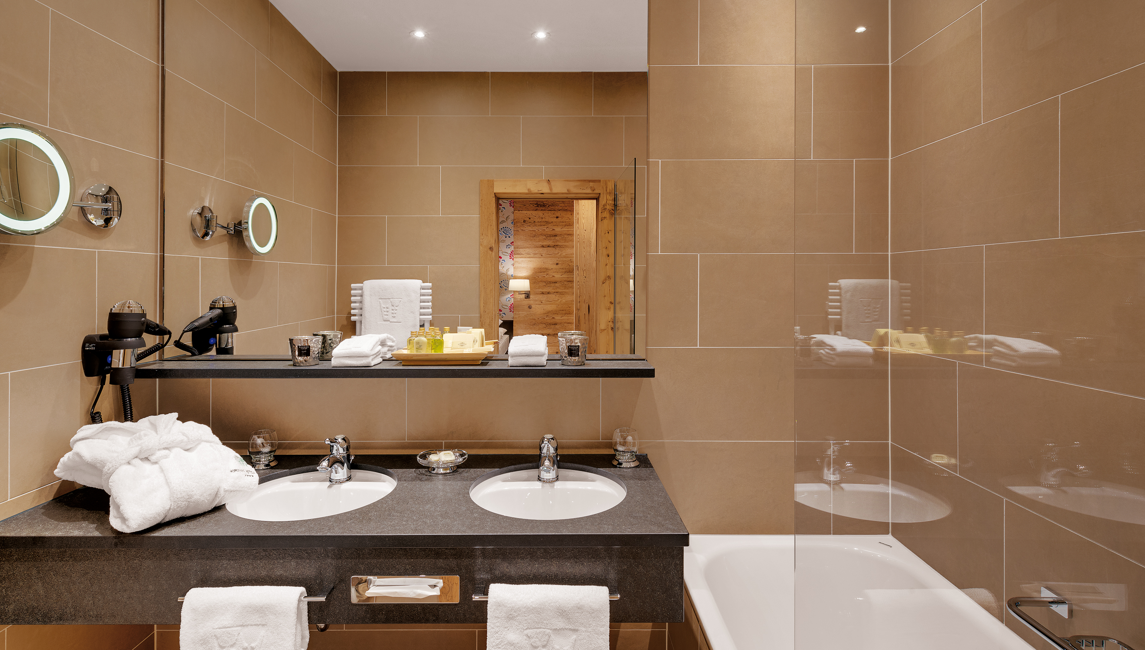 Wanderhotel: Hotel Morosani Schweizerhof