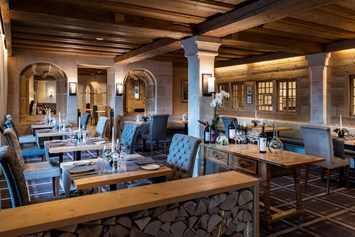 Wanderhotel: Restaurant «Belle Epoque» - GOLFHOTEL Les Hauts de Gstaad & SPA
