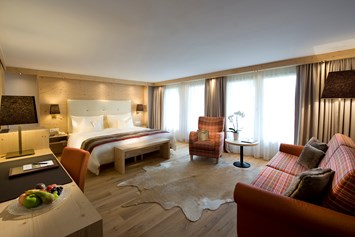 Wanderhotel: Die Zimmer sind im Alpen-Chic engerichtet. - GOLFHOTEL Les Hauts de Gstaad & SPA