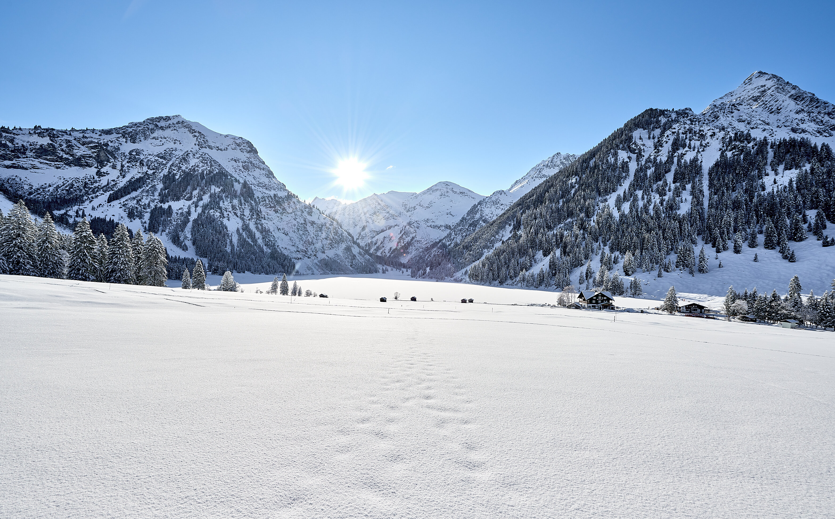 Wanderhotel: Winterwanderung - Hotel Schwarzer Adler