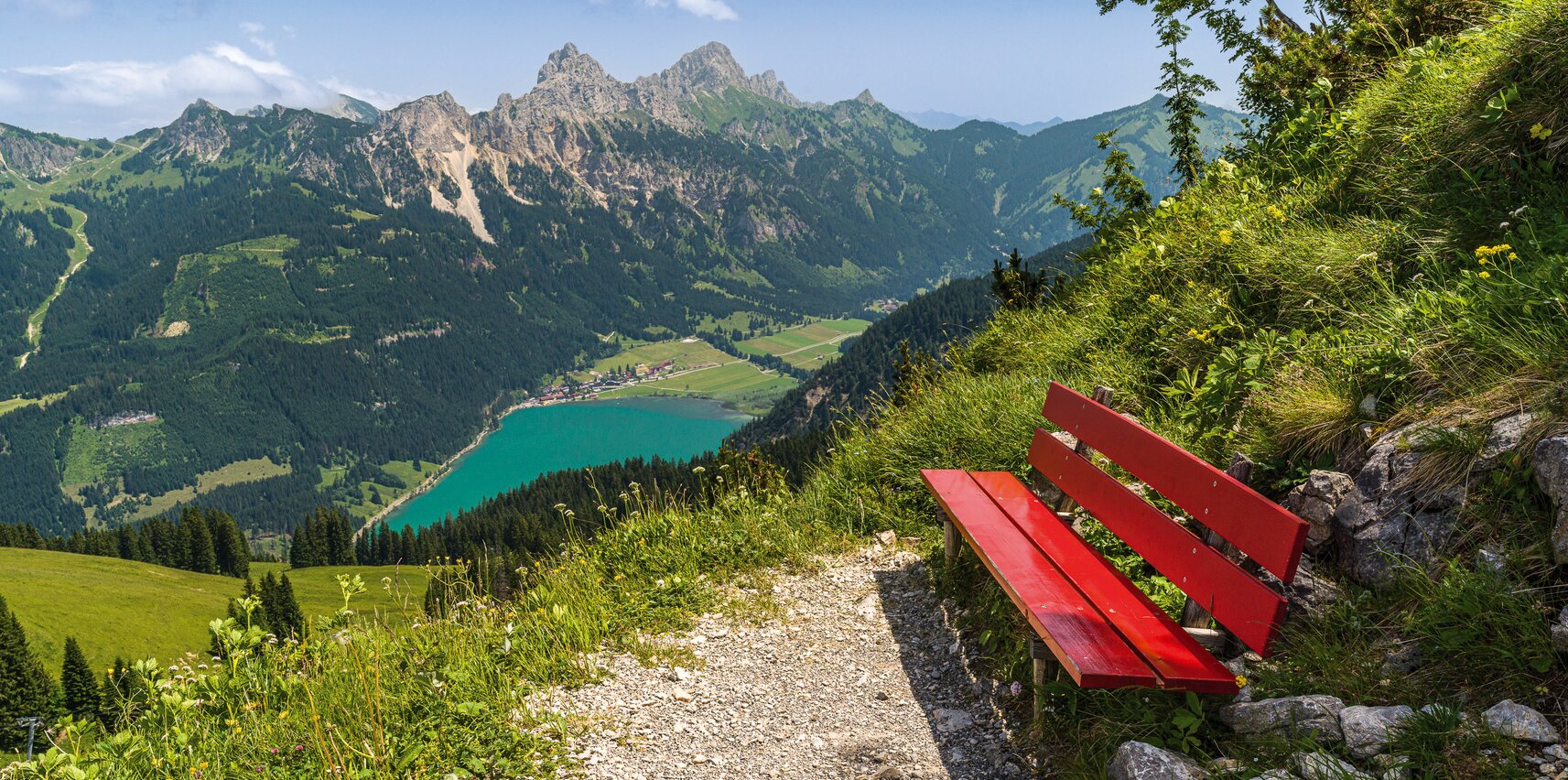 Wanderhotel: Neunerköpfle  Wanderung im Tannheimer Tal - Hotel Schwarzer Adler