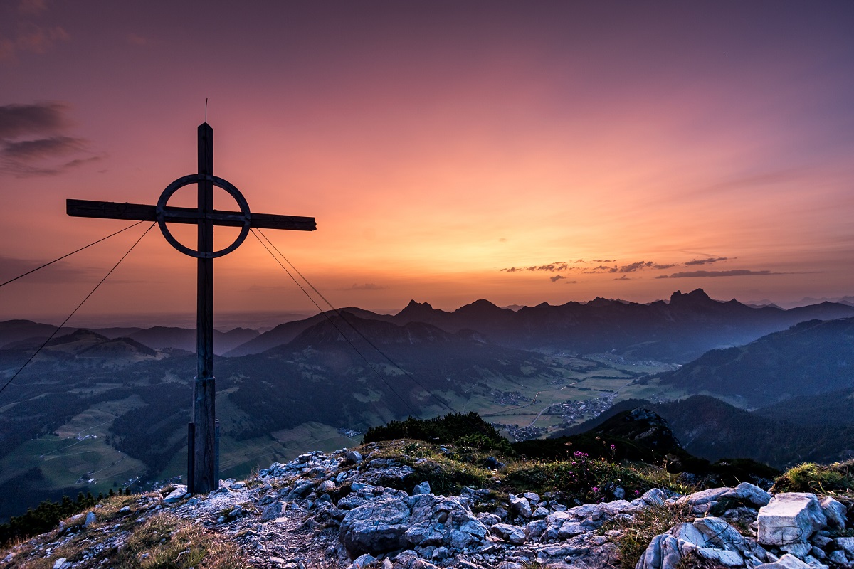 Wanderhotel: Gipfelerlebnis in Tannheim - Hotel Schwarzer Adler