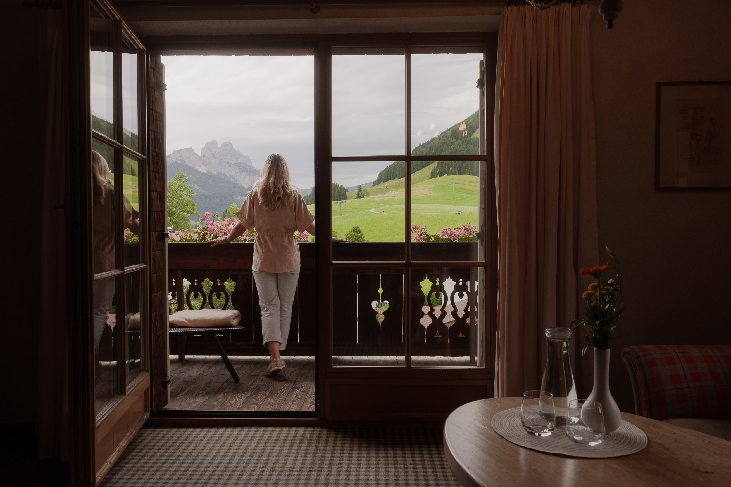 Wanderhotel: Zimmer mit Panorama-Aussicht - Hotel Schwarzer Adler