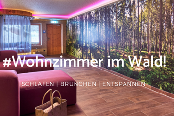 Wanderhotel: DAS FRITZ bietet ein einzigartiges Hotelerlebnis. - Hotel Fritz - Wohnzimmer im Wald