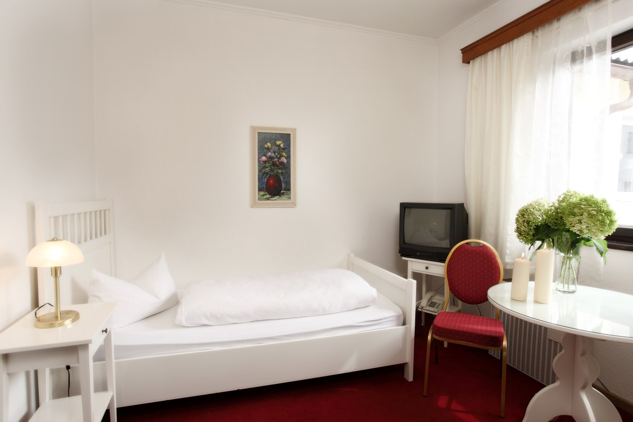 Zum Stemplinger Hansl Zimmerkategorien Hoizhauer Einzelzimmer