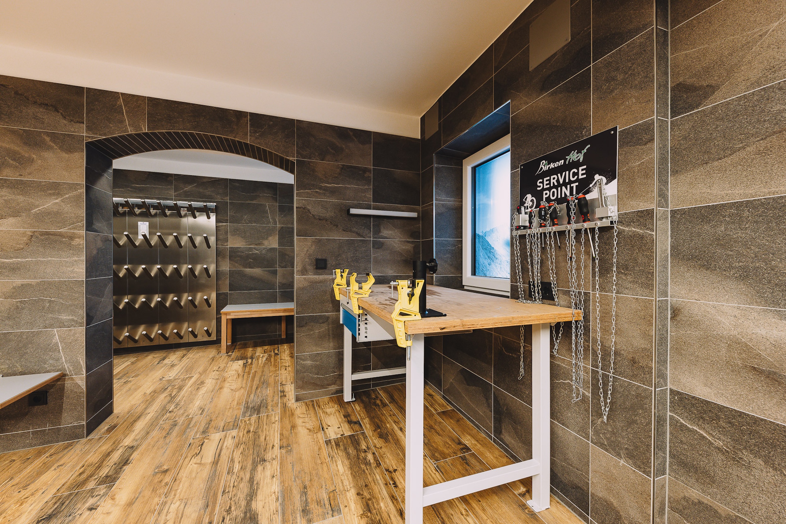 Wanderhotel: Ski/Bike Raum - Boutique Hotel Birkenhof mit Infinity-Pool