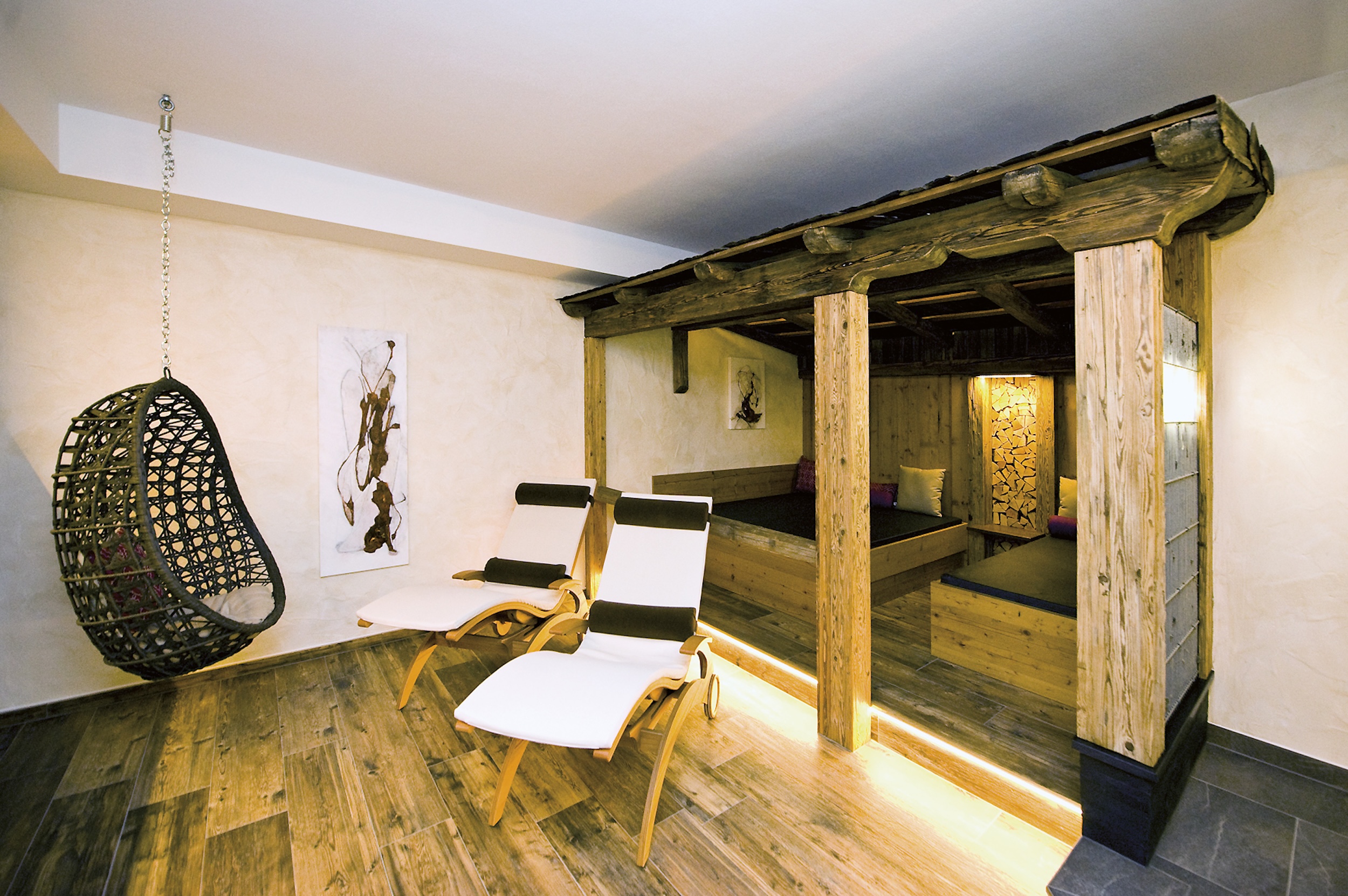 Wanderhotel: Wellnessbereich - Boutique Hotel Birkenhof mit Infinity-Pool