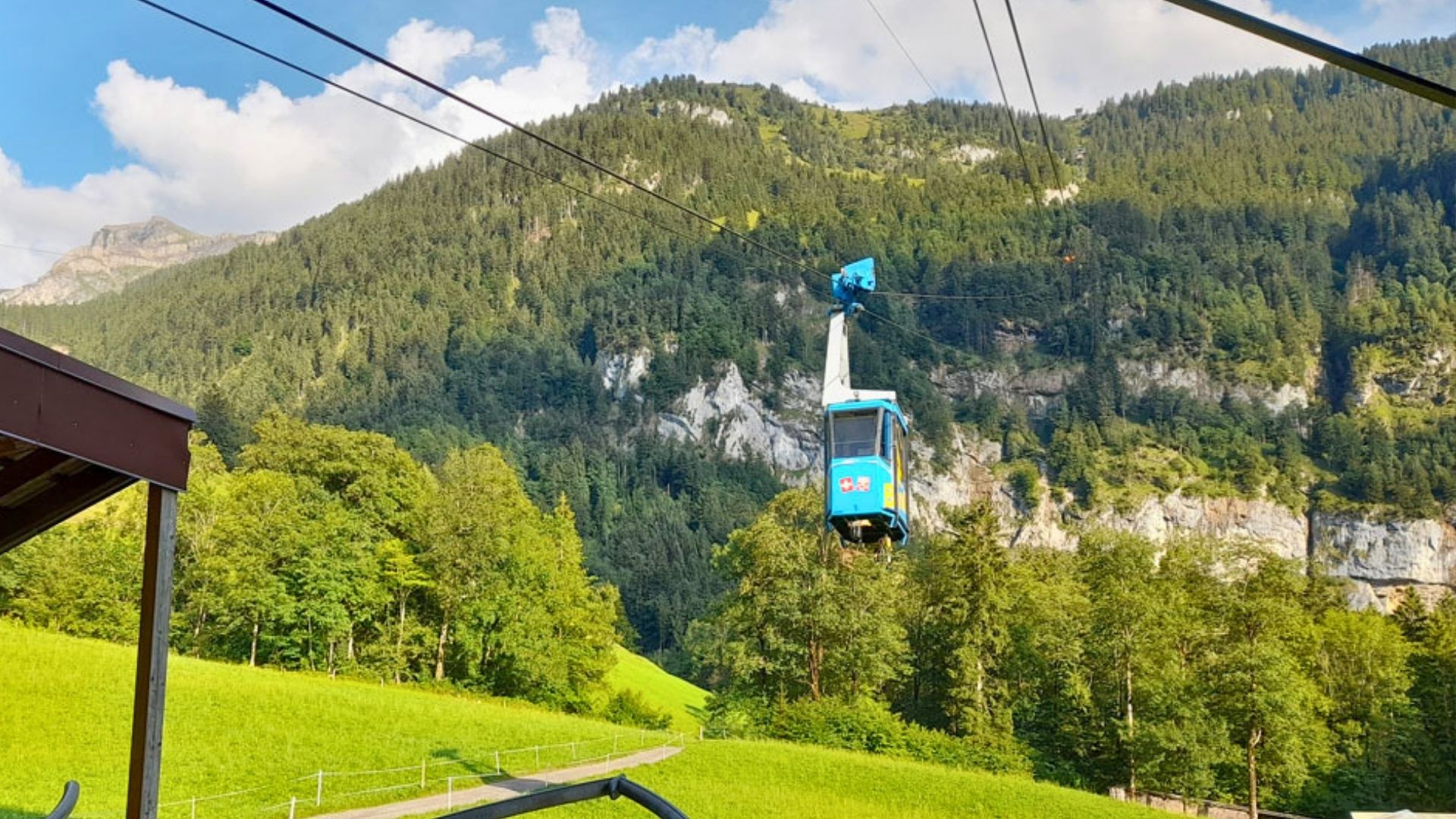 Wanderhotel: Anreise mit der Seilbahn ab Fellboden in Oberrickenbavh - Berghaus Urnerstaffel - Bannalp